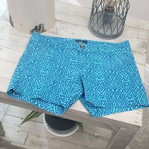 Womans Sz 8 American Eagle Midi Stretch Shorts